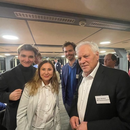 Größeres Bild ansehen
